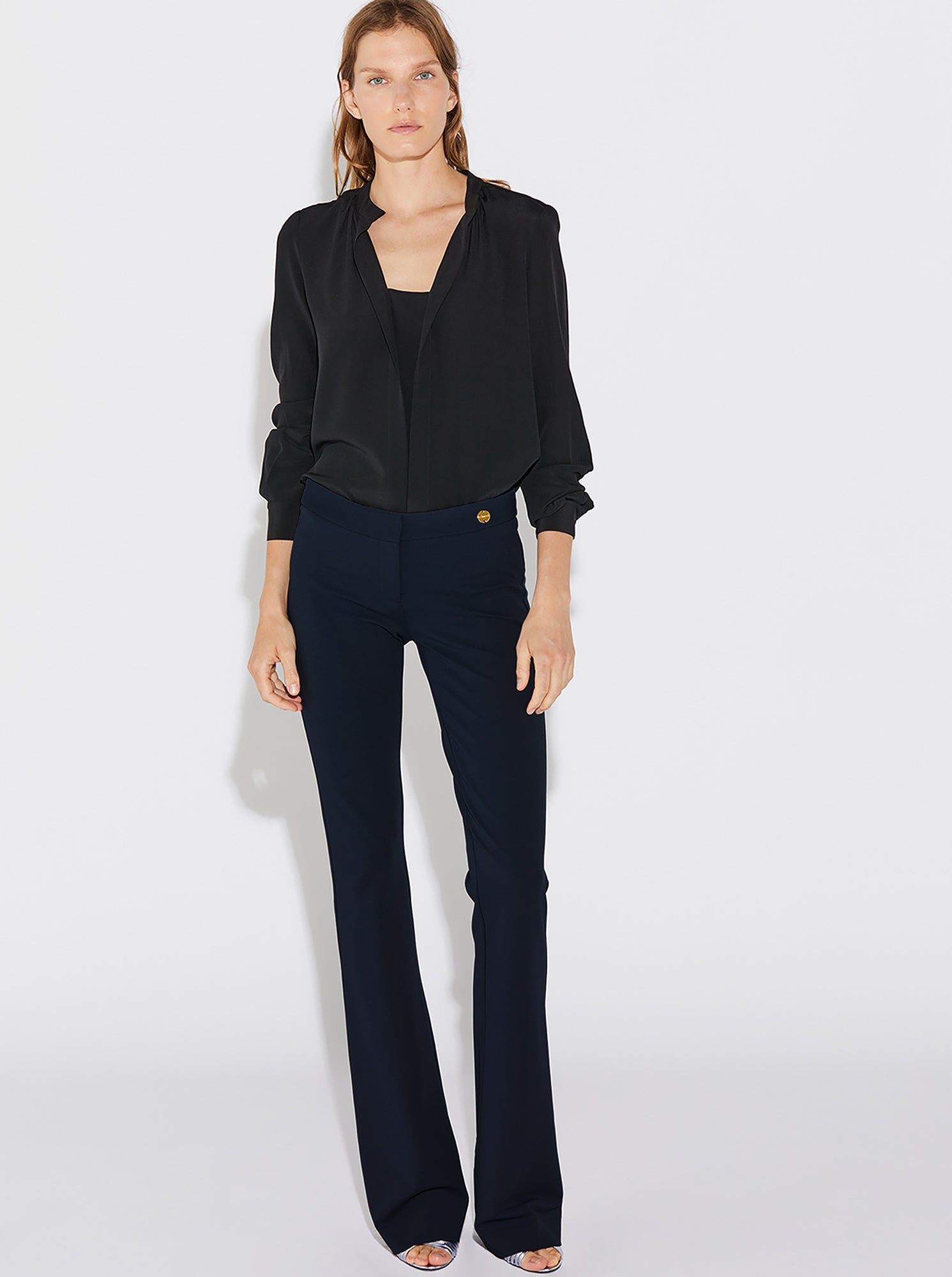 CALLAS MILANO Cllas flare leg Pants Jules, Navy blue, straight along the leg 48 IT-12 US / Navy | Designed by Derek Lam CALLAS MILANO Cllas flare leg Pants Jules, Navy blue, straight along the leg 48 IT-12 US / Navy | Designed by Derek Lam