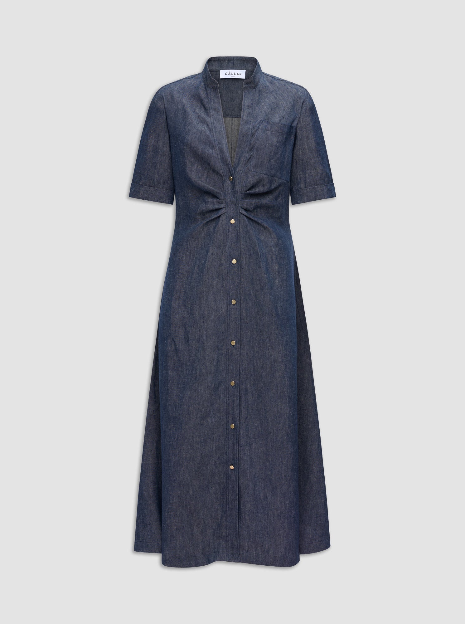 milano denim dress When denim meets elegance. Milan Fashion Week calls for silhouettes that move and shoes that sparkle. Wearing denim dress from @jacquemus via @mytheresa.com #denim #denimdress #maxidress #jacquemus #ootd #ootdfashion #ootdinspo #fashiongram #